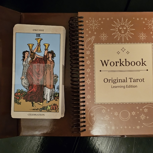 NIB ORIGINAL TAROT CARDS LEARNING EDITION - Picture 4 of 6